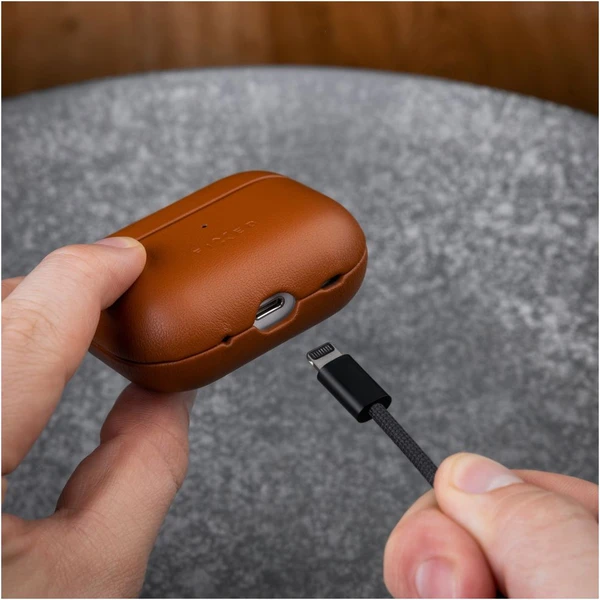 FIXED PodsLeather kožené púzdro pre Apple AirPods 3 hnedé - Puzdra - Obrázok 0183eb860cc84817ba4e8688625cb2a1