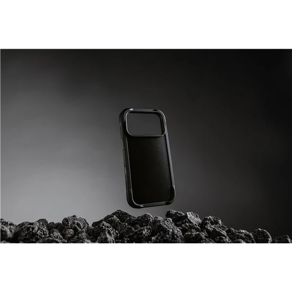 Nomad Rugged Leather Case (Horween) MagSafe kožený kryt iPhone 17 Pro Black - Puzdra - Obrázok 04122ff023554f608cbd2532fe5db707