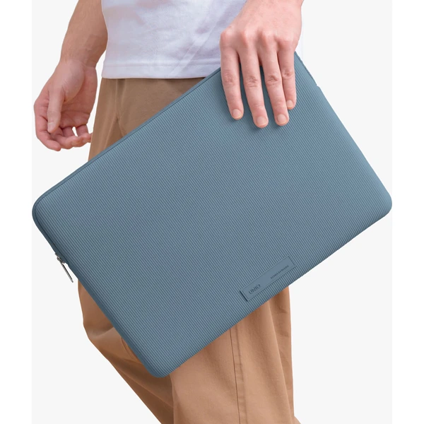 UNIQ Cyprus Ridge Edition neoprenové puzdro pre MacBook/notebook (13”/14") Sky Blue - Puzdra - Obrázok 071eeb15f4974898a48c3de39a09bde9
