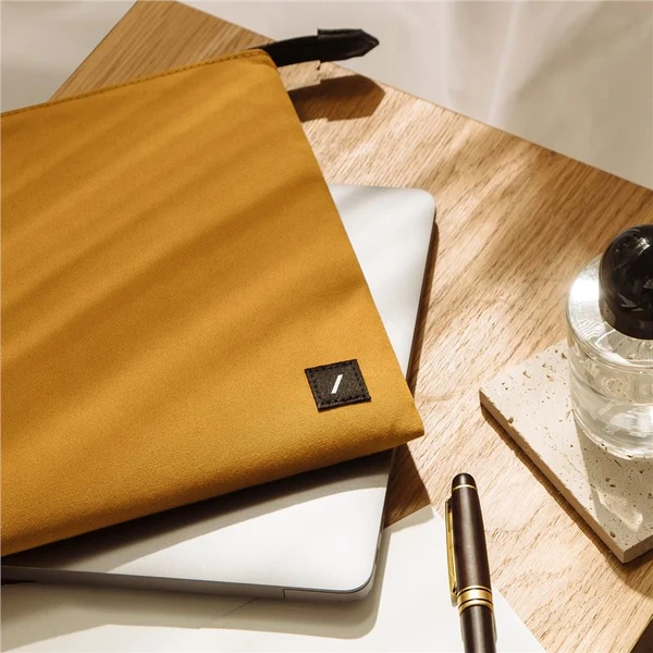 Native Union Stow Lite Sleeve púzdro Macbook 16" kraft - Puzdra - Obrázok 0NV3000K01
