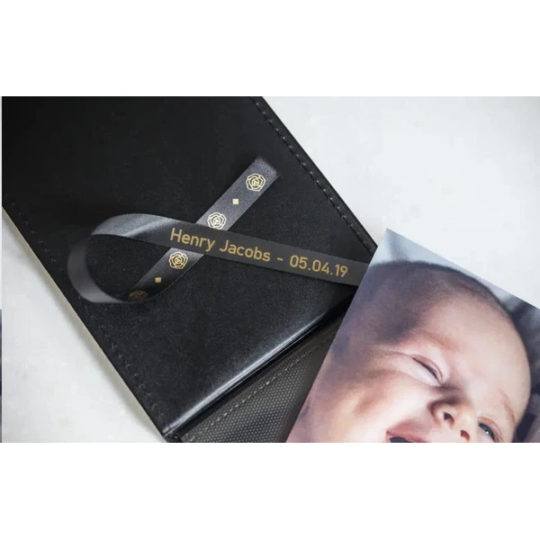 Brother TZe-R334 textilná páska zlatá na čiernom 12 mm - Pásky pre štítkovače - Obrázok 0d4ba7928cad4951b19f77b6e6b8af5d
