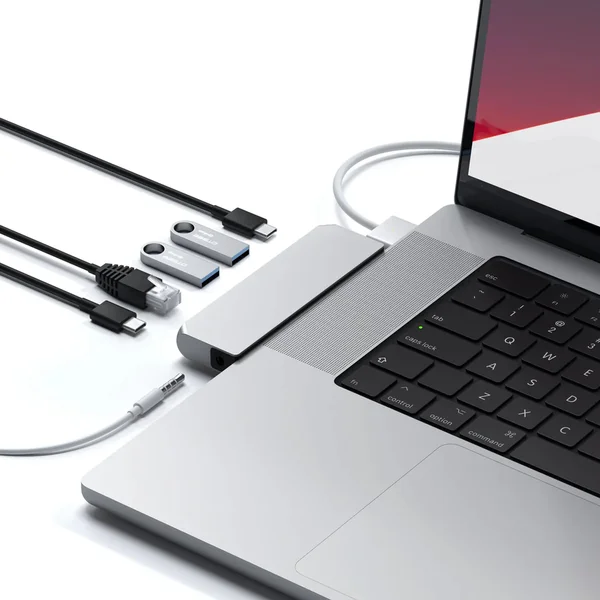 Satechi Aluminium Pro Hub Mini strieborný - USB huby - Obrázok 1FK2700301