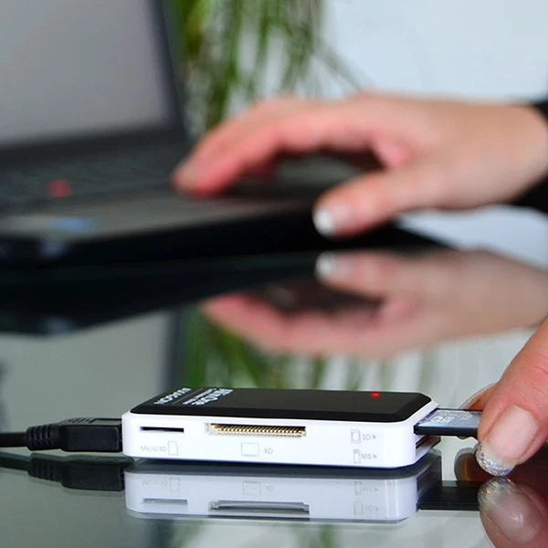 AXAGON CREX1 USB 2.0 externá MINI čítačka 5slot ALLINONE - Čítačky pamäťových kariet - Obrázok 3AZHF00101
