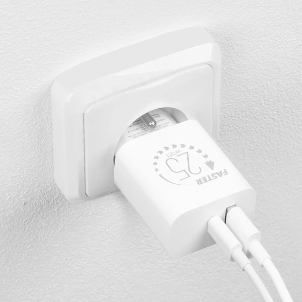 OBAL:ME nabíjačka USB-A/USB-C (25W) biela - Nabíjačky - Obrázok 3b1d17d8e08d49a7a68f7905a1889f8b