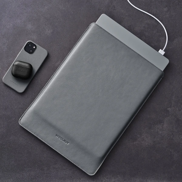 Woolnut kožené Sleeve puzdro pre 16" MacBook Pro šedé - Puzdra - Obrázok 47SR100501