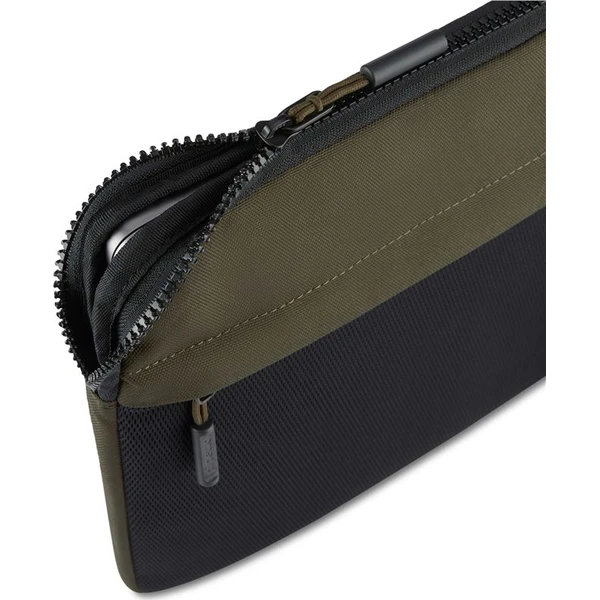 Pipetto Expand Sleeve púzdro MacBook Pro 14"/MacBook Air 13.6" tmavozelené - Puzdra - Obrázok 47c085de5dc74895a053787a5d7e180b