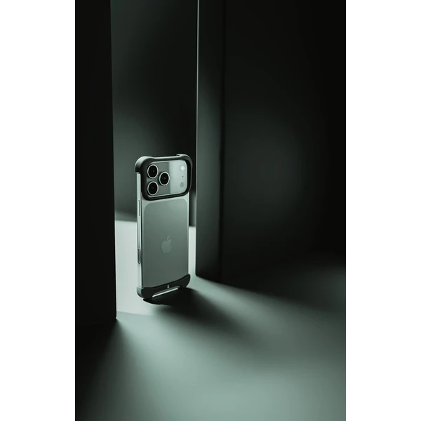 Arc Pulse hliníkový ochranný rám iPhone 17 Pro Max matne čierny - Puzdra - Obrázok 4JBJ000K01