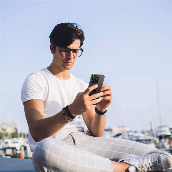Spigen Glass tR EZ Fit Optik Pro sklá iPhone 17-16 Pro/17-16 Pro Max púštny titán (2 ks) - Ochranné fólie a sklo - Obrázok 4d05eab2e29e45bdaceafc3a9f5c5df8