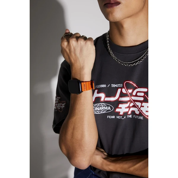 SKINARMA Shokku remienok Apple Watch 42/44/45mm oranžový - Remienky - Obrázok 51218ec33c8a49f2a55fa37b5d5e7556