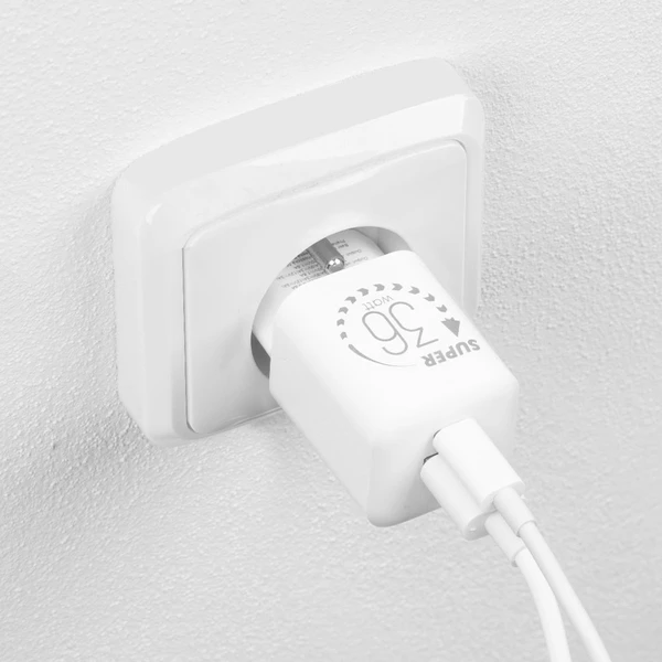 OBAL:ME GaN nabíjačka USB-A/USB-C (36W) biela - Nabíjačky - Obrázok 52d6eceaf72f460eb6d745ab9159323b