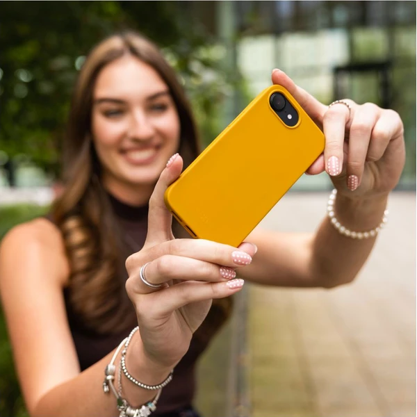 FIXED ReStory TPU recyklovaný kryt Apple iPhone 13 zlatý - Puzdra - Obrázok 58e2daaa566a4204bdb1ebd7164094dd