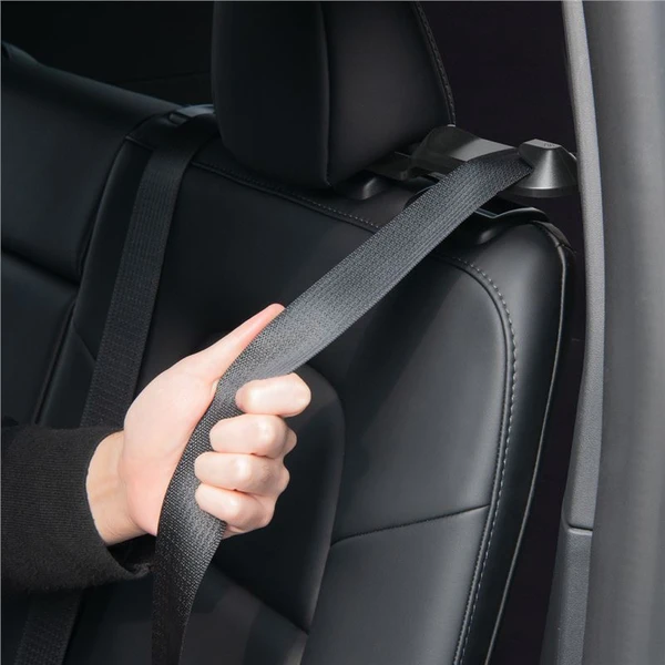 Spigen Backseat Seatbelt Holder držiak bezpečnostného pásu Tesla Model Y čierny - Držiaky - Obrázok 590ee70109c04848aad7e1ca59ec4d0f