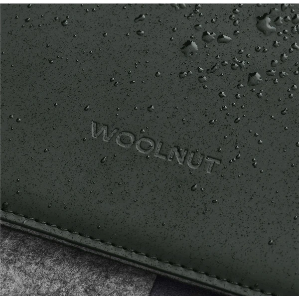 Woolnut Coated PU Sleeve púzdro pre 16" MacBook Pro tmavo zelené - Puzdra - Obrázok 5BJR100501