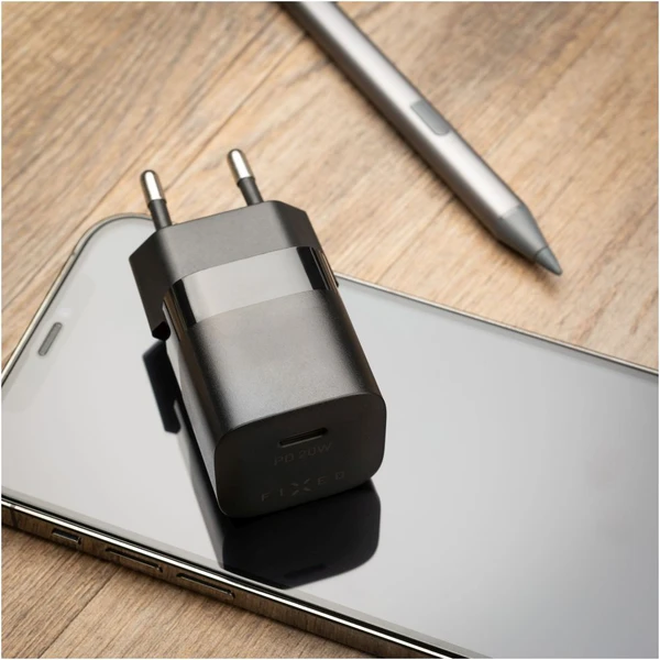 FIXED Mini nabíjačka s USB-C výstupom a káblom USB-C 1 meter PD 20W čierny - Nabíjačky - Obrázok 5eacfc37fdaf477389dec3f78541fc5d