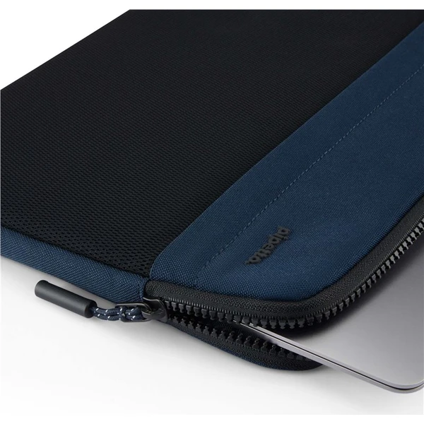 Pipetto Expand Sleeve puzdro MacBook Pro 14"/MacBook Air 13.6" tmavomodré - Puzdra - Obrázok 6ae9e9416e1c41abb52abcdcee5db410