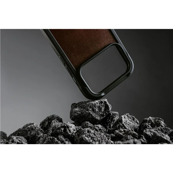 Nomad Rugged Leather Case (Horween) MagSafe kožený kryt iPhone 17 Pro Rustic Brown - Puzdra - Obrázok 6c348a97b8be4119aaf4a1e20dff0e05