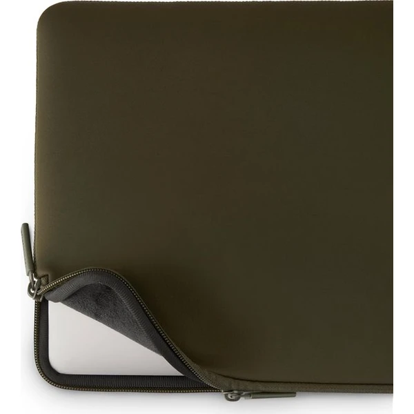 Puzdro Pipetto Classic Fit Sleeve pre MacBook 14"/13" tmavozelené - Puzdra - Obrázok 718592aadb3b4eb28812c0a9963ffeb4