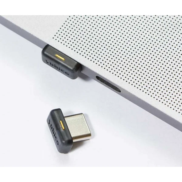 YubiKey 5C Nano - USB-C, kľúč/token s viacfaktorovou autentizáciou, podpora OpenPGP a Smart Card (2F - Ostatné - Obrázok 71CW000501