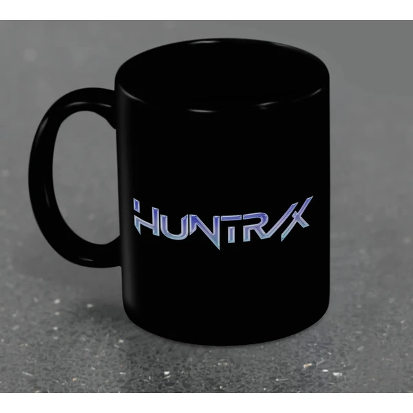 Hrnček Pyramid International K-Pop Demon Hunters - Huntrix Logo 315 ml - Hrnčeky - Obrázok 7M5K000K01