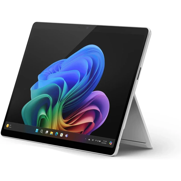 Microsoft Surface Pro Copilot+ PC 13" 16GB/1TB/OLED W11 Pro platinový - Notebooky - Hlavný obrázok
