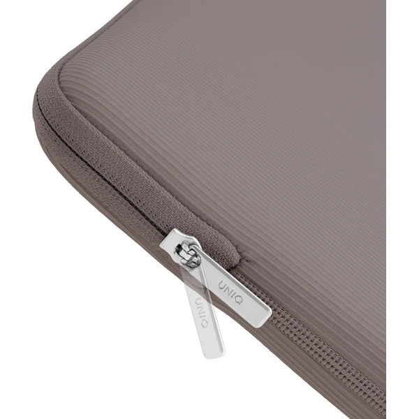 UNIQ Cyprus Ridge Edition neoprénové puzdro pre MacBook/notebook (13”/14") Pewter Grey - Puzdra - Obrázok 7e703a8bdc12415f844a309932e75bba