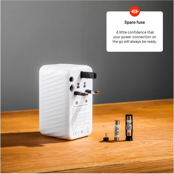 FIXED Voyager (120W) cestovný adaptér EU/UK/USA/AUS, 3xUSB-C a 1xUSB, GaN, PD, biely - Nabíjačky - Obrázok 7f5ddb6cda82407b8d1923f0b26220fa