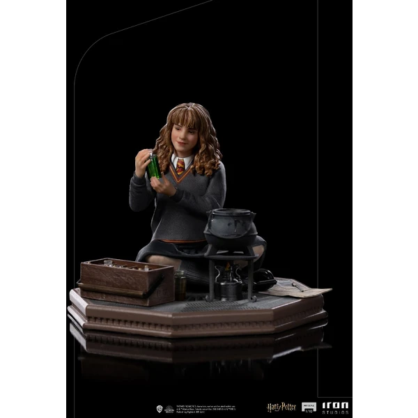 Soška Iron Studios Harry Potter - Hermione Granger Polyjuice Art Scale 1/10 9 cm - Sochy a sošky - Obrázok 81M1000O01