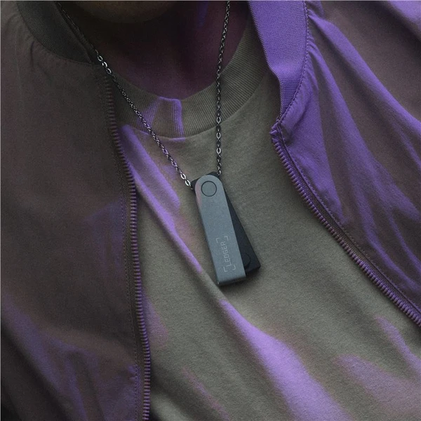 Ledger Nano S Plus krypto peňaženka (Android/MacOS/Windows/Ubuntu) pastelovo ružová - Krypto peňaženky - Obrázok 87ee702d28b047bc92185a33cdd86254