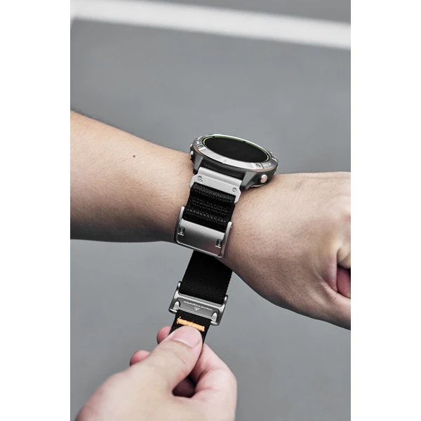 Aulumu C11 Mag-Buckle Slim remienok Garmin Watch (QuickFit 22mm) strieborná pracka/čierny remienok - Remienky - Obrázok 89c19f39916442f39cd9dde937ac2715