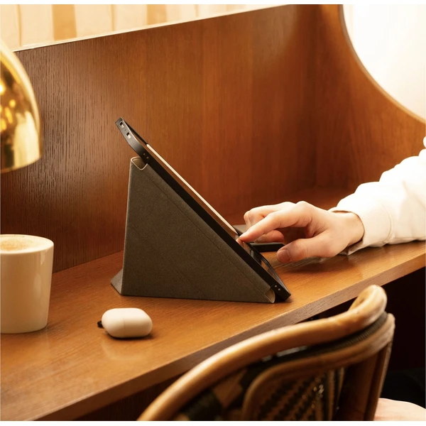 Native Union Active Case púzdro iPad Pro 13" (2024) šedé - Puzdra - Obrázok 8B4G000N01