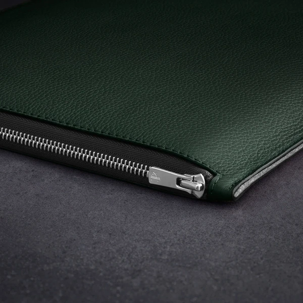 Woolnut kožené puzdro Folio pre MacBook Air 13"/MacBook Pro 14"/MacBook Pro 13 tmavozelené - Puzdra - Obrázok 8CG7000601