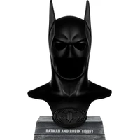 Replika prilby McFarlane Toys DC Direct Armored Batman (Batman and Robin) 19 cm - Repliky