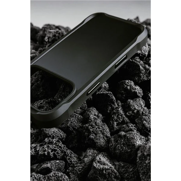 Nomad Rugged Leather Case (Horween) MagSafe kožený kryt iPhone 17 Pro Black - Puzdra - Obrázok 8d556d38b7a34d77873b63bd7ccdf978