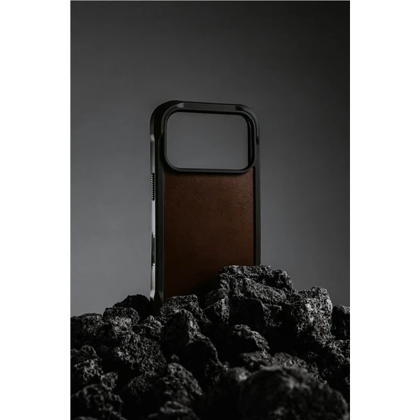 Nomad Rugged Leather Case (Horween) MagSafe kožený kryt iPhone 17 Pro Rustic Brown - Puzdra - Obrázok 8f07103875d84454b746bb4c7fed312d