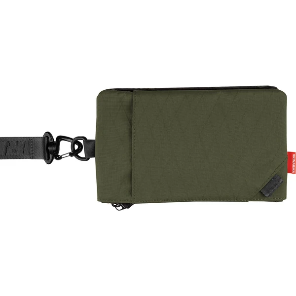 SKINARMA Jager Clutch Crossbody taška Olive - Popruhy a crossbody - Obrázok 900c5a1b8a704dd6a7754e394df1c38c