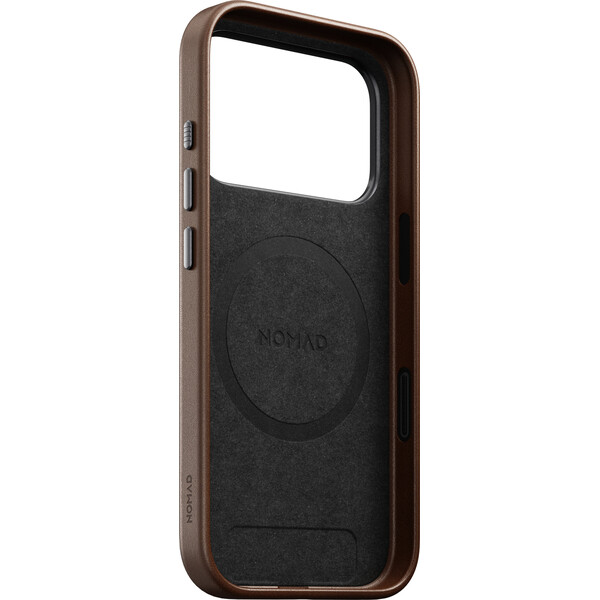 Nomad Traditional Leather MagSafe kožený kryt iPhone 17 Pro/18 Pro Brown - Puzdra - Obrázok 939a899f97134f78b3c375532ed762ee
