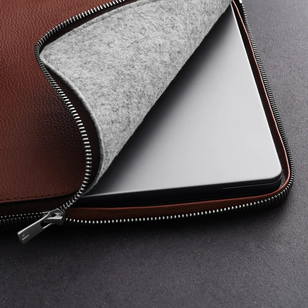 Woolnut Leather Folio kožené puzdro MacBook Pro 16" hnedé - Puzdra - Obrázok 9DG7000601