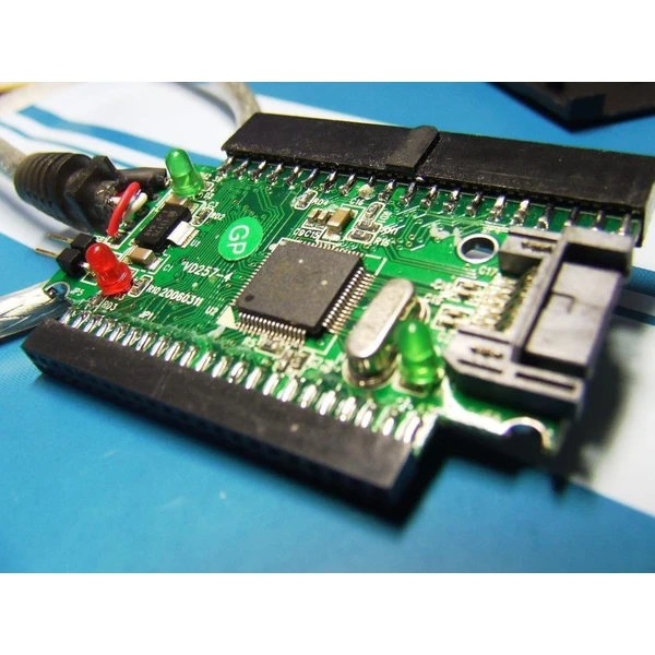 PremiumCord konvertor USB 2.0 - Externé boxy - Obrázok AUTU000501