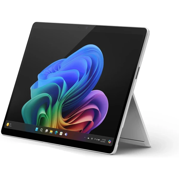 Microsoft Surface Pro Copilot+ PC 13" 16GB/512GB/OLED W11 Home platinový - Notebooky - Hlavný obrázok