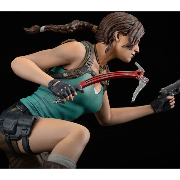 Soška Dark Horse Tomb Raider - Lara Croft 24 cm - Sochy a sošky - Obrázok DBBC000K01