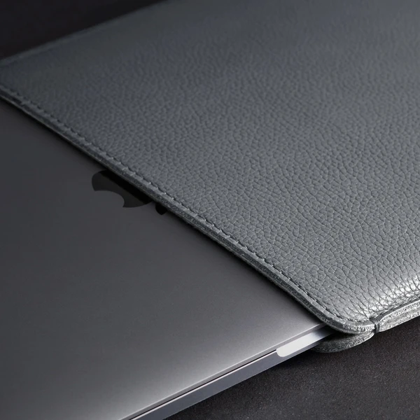 Woolnut Leather Sleeve kožené púzdro MacBook Pro 13"/MacBook Air 13" sivé - Puzdra - Obrázok F4SR100501