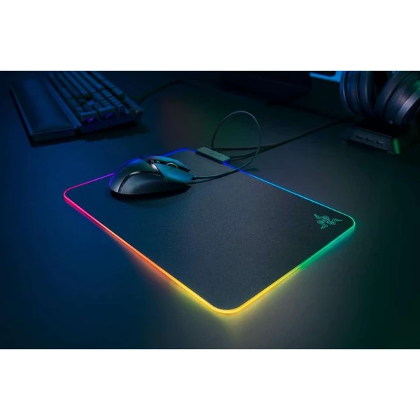 Razer Firefly V2 RGB podložka na myš čierna - Podložky - Obrázok FBTZ400301