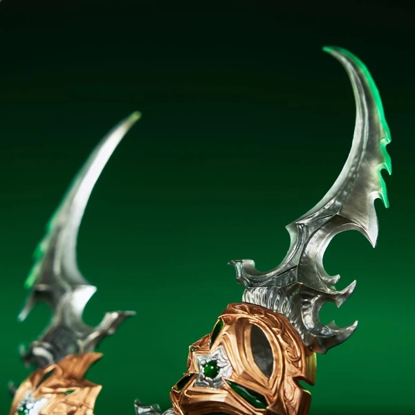 Replika HEX Collectibles World of Warcraft 20. výročie Warglaives of Azzinoth (Collector's) 22  - Repliky - Obrázok G71G000K01