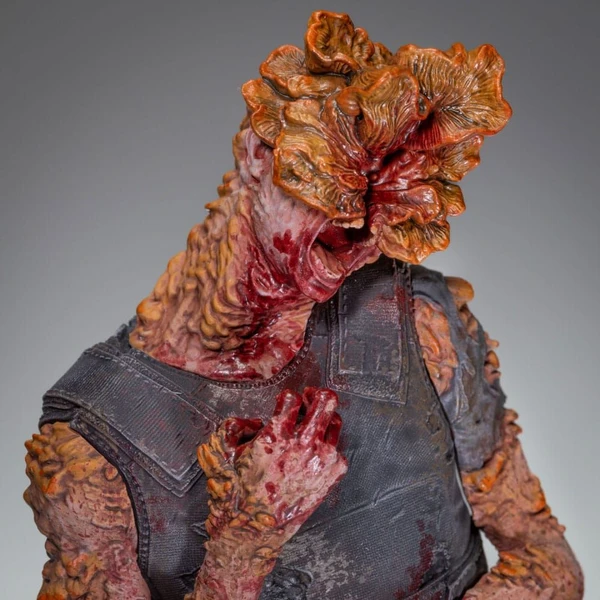 Soška Dark Horse Last of Us Part II: Armored Clicker 22 cm - Sochy a sošky - Obrázok HAF3000K01