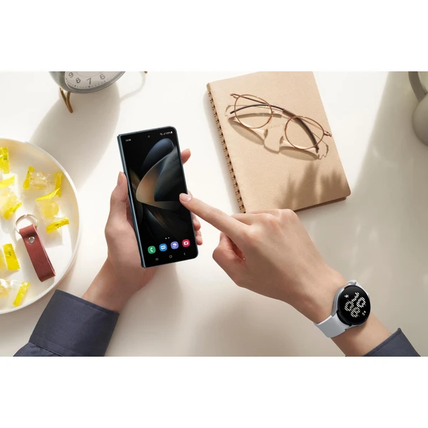 Samsung Galaxy Z Fold 4 12GB/256GB šedozelený - Mobilné telefóny - Obrázok IU43700301