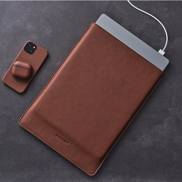Woolnut kožené Sleeve púzdro pre 15" MacBook Air hnedé - Puzdra - Obrázok J8SR100501