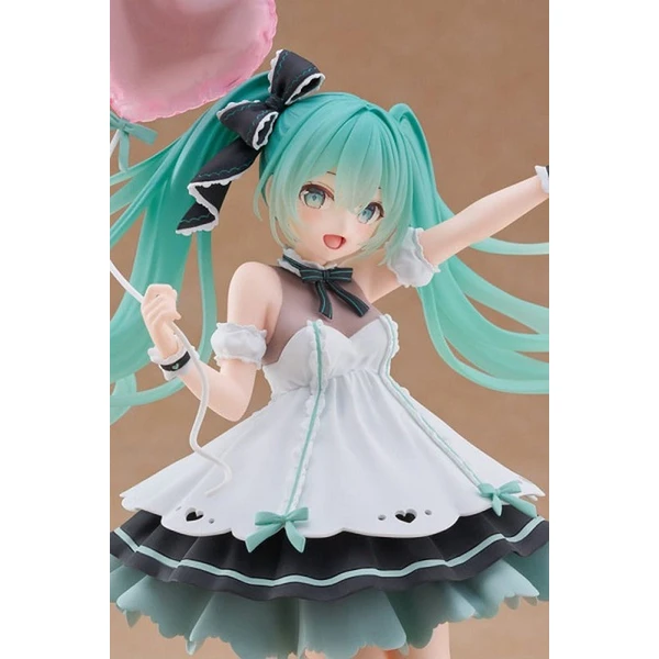 Figúrka Taito Prize Hatsune Miku AMP+ - Hatsune Miku Birthday 2025 Party Ver. 21 cm - Figúrky - Obrázok K62R000K01