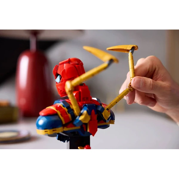 LEGO Marvel 76326 Busta Iron Spider-Mana - LEGO - Obrázok KUAJ000K01