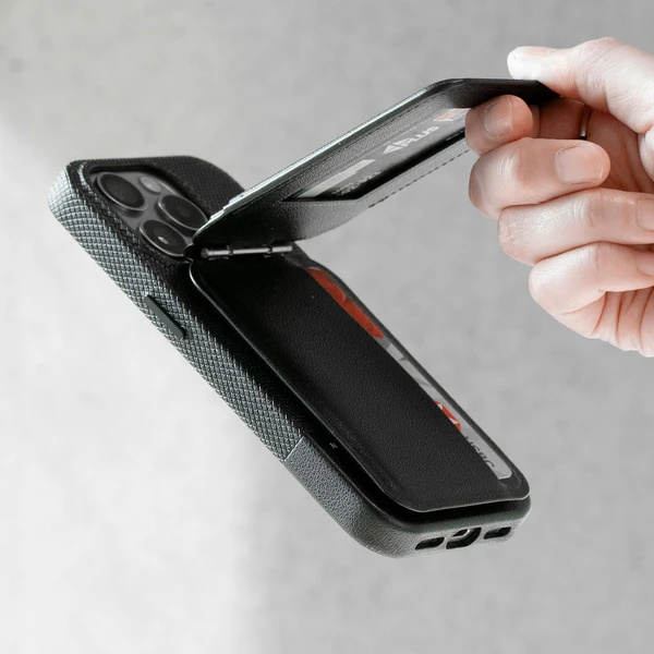 Native Union Active Wallet Stand MagSafe peňaženka čierna - Peňaženky - Obrázok L21A000P01