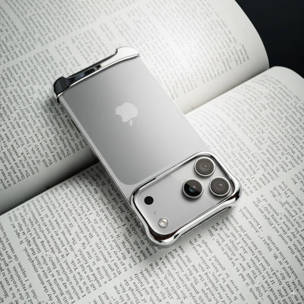 Arc Pulse hliníkový ochranný rám iPhone 17 Pro strieborný - Puzdra - Obrázok L5DJ000K01